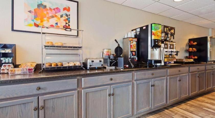 Best Western Nittany Inn Milroy Zewnętrze zdjęcie